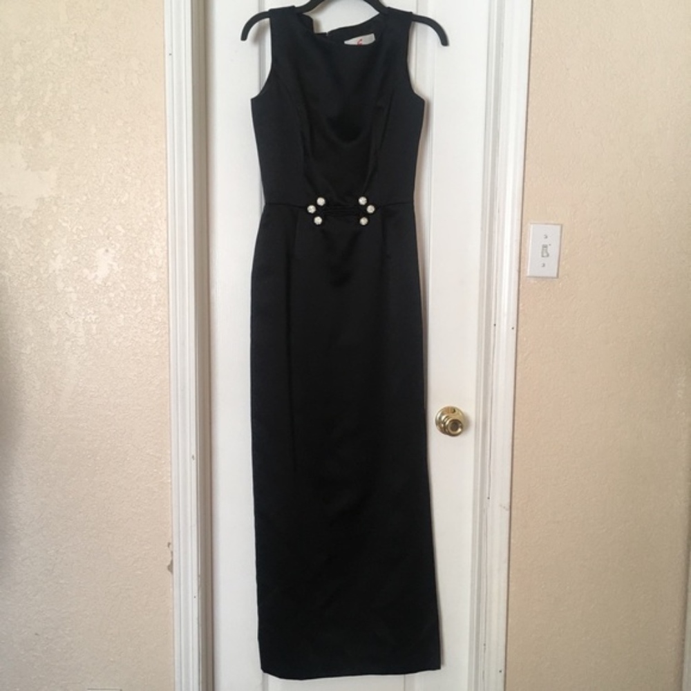 Francais by Huey Waltzer black long dress